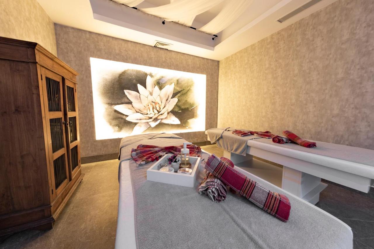 Soliport Hotel & Spa Alacati Exterior photo